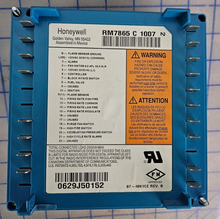 Load image into Gallery viewer, Honeywell RM7865 C 1007  Burner Control
