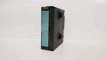 Load image into Gallery viewer, Siemens 6ES7322-1FH00-0AA0 OUTPUT MODULE
