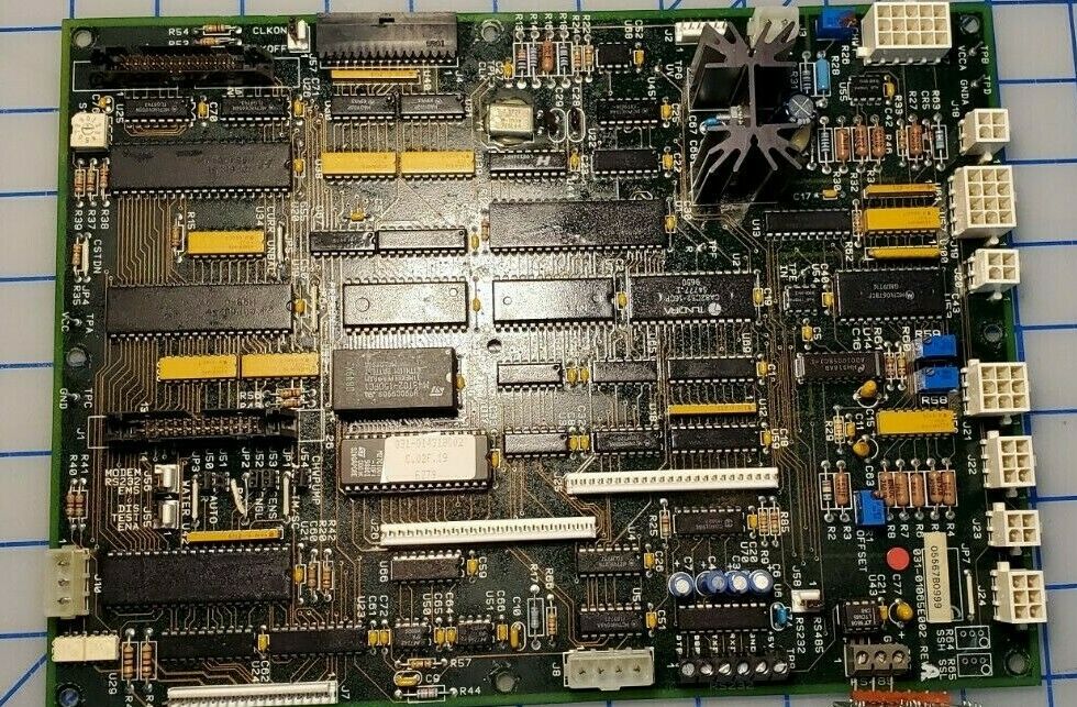 York 031-01065E002 Rev A Chiller Card Control Module