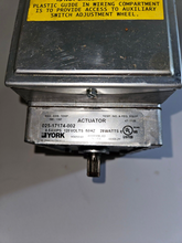 Load image into Gallery viewer, YORK / JOHNSON CONTROLS 025-17174-002 MOD MOTOR ACTUATOR 120 VAC 28 WATTS 0.5 A
