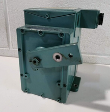 Load image into Gallery viewer, YORK 375-49340-101 ACTUATOR
