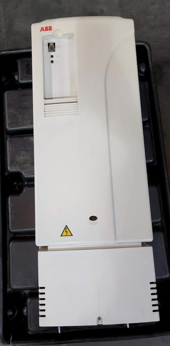 ABB ACS800-U31-0020-5 20 HP VFD